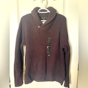 Never worn men’s Banana Republic sweater